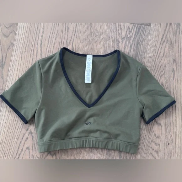 Alo Yoga* Airbrush Race Pace Short Sleeve - Picture 6 of 7